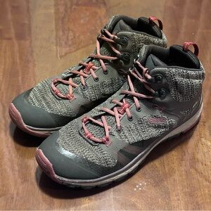 Keen Women's Terradora II Waterproof Ankle Boots Hiking Trails Khaki Brown Sz 9